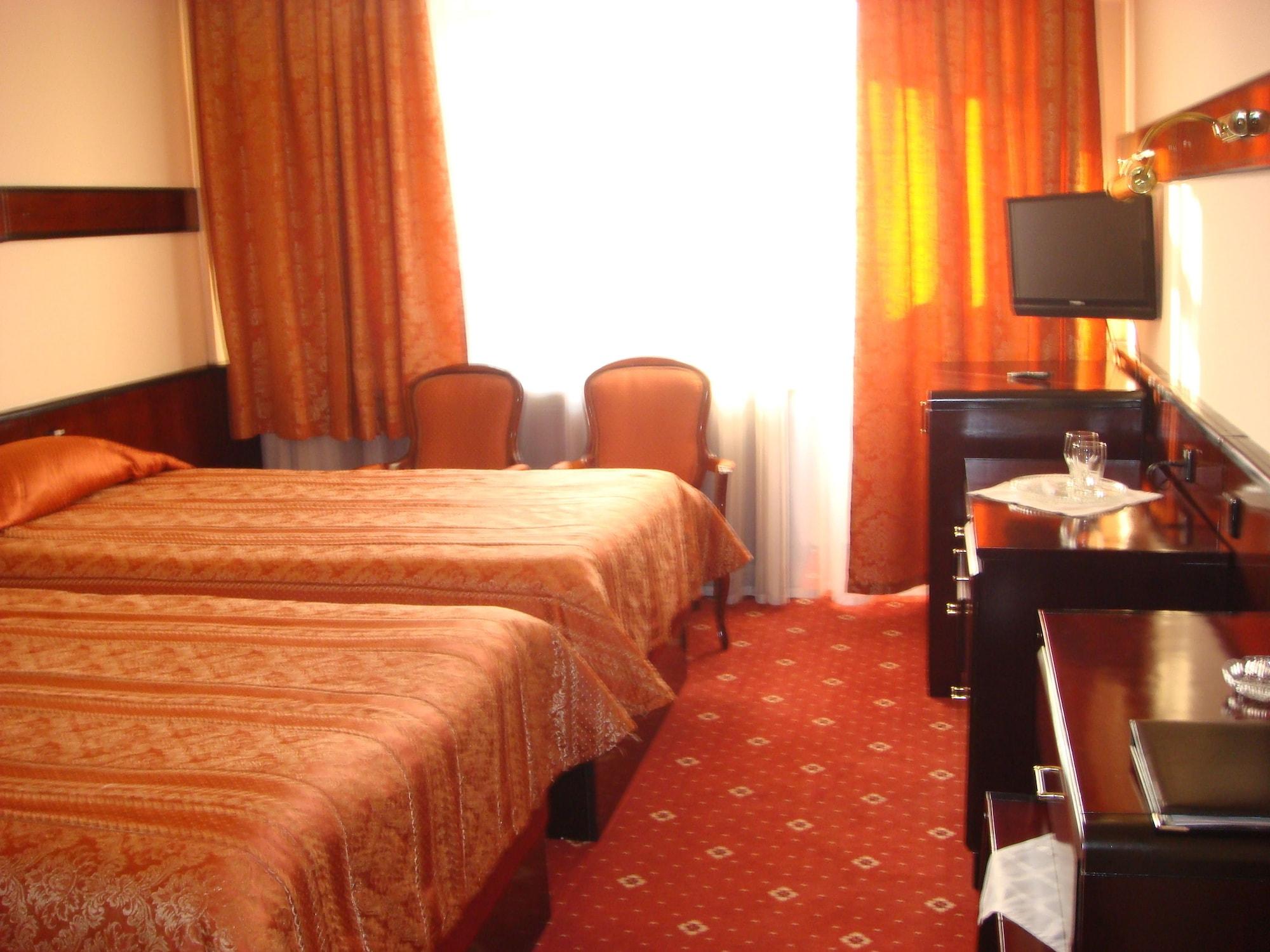 Otrar Hotel Almaty Exterior photo